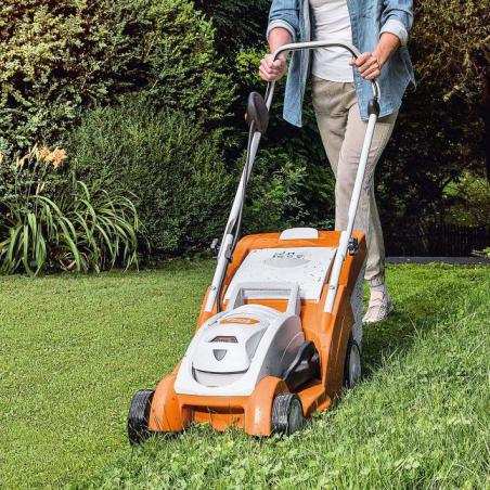 STIHL Kosiarka akumulatorowa RMA 239, z AK 30, AL 101