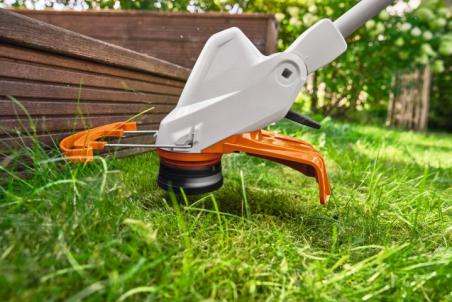 STIHL Kosa akumulatorowa FSA 50, zestaw z AK 10 i AL 101