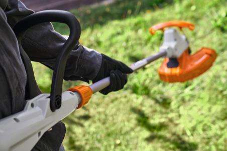 STIHL Kosa akumulatorowa FSA 50, zestaw z AK 10 i AL 101