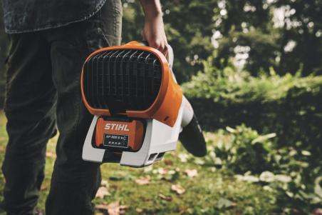 STIHL Dmuchawa akumulatorowa BGA 250